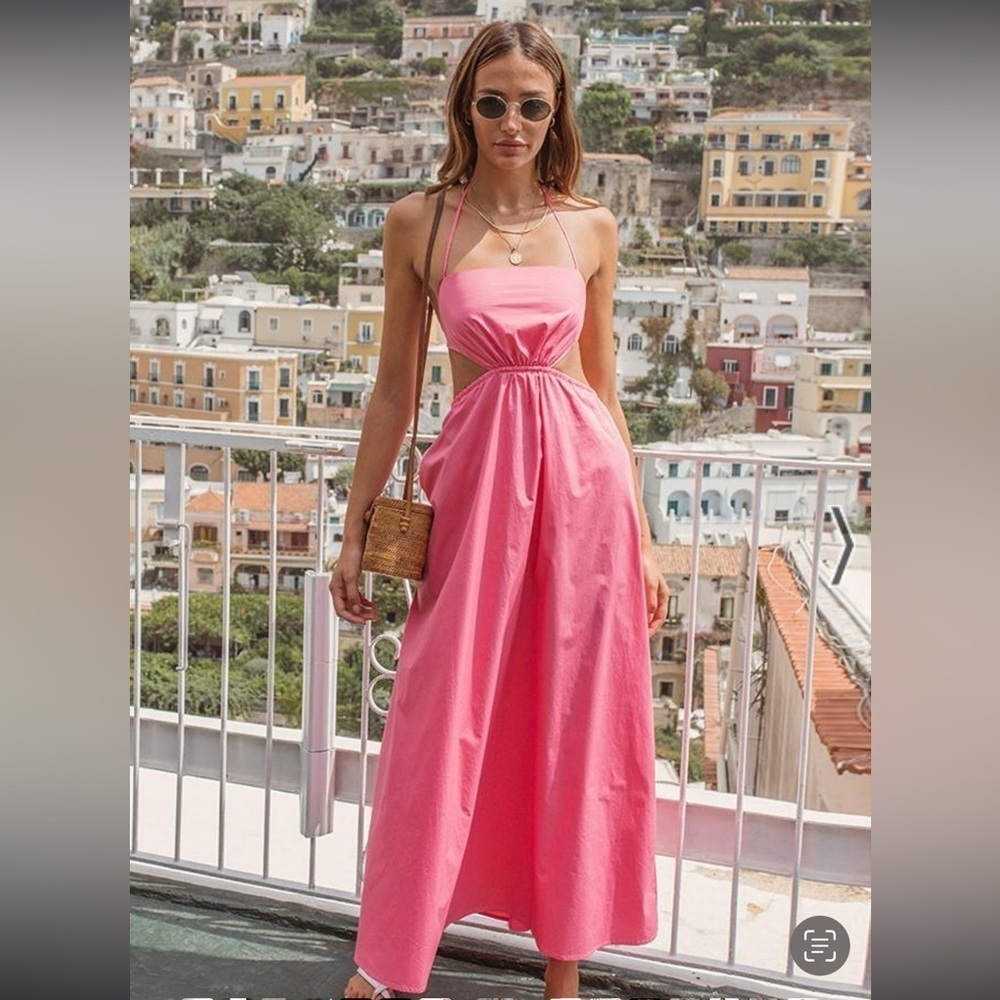 NWT HELLO MOLLY SHOULD WE GO HALTER CUT CUT PINK MAXI DRESS SIZE 4